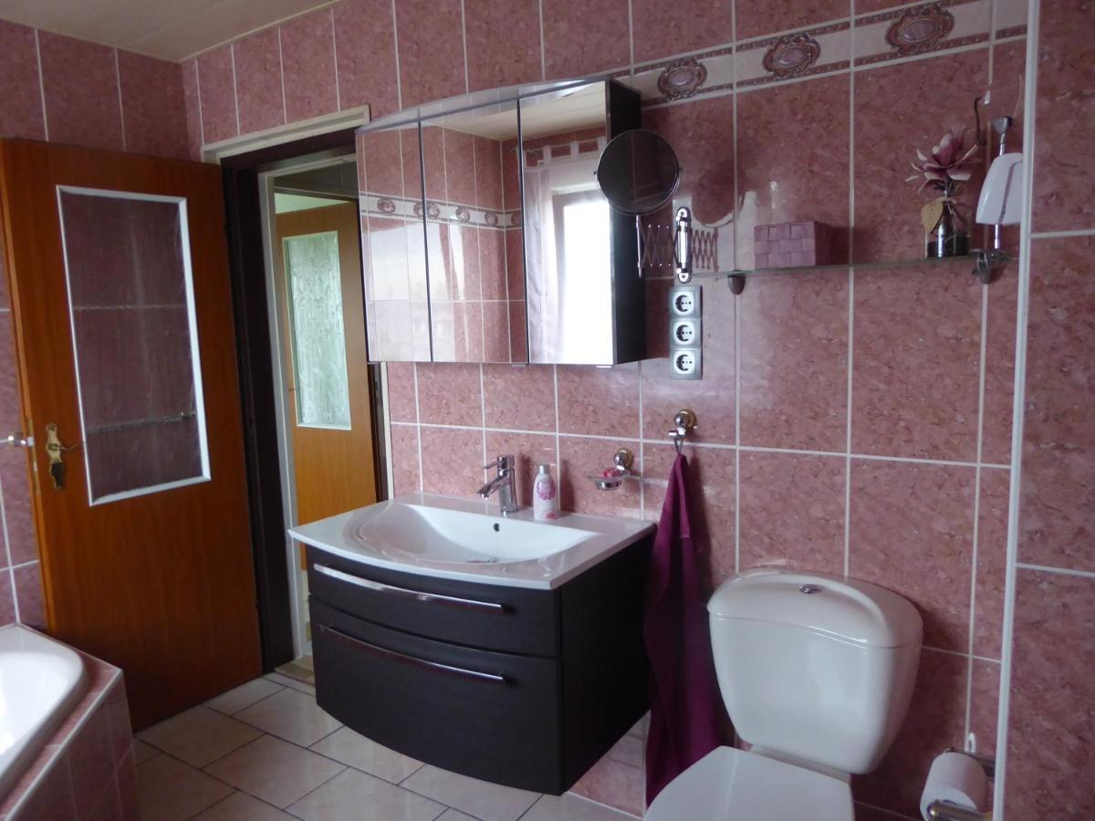 Ferienwohnung Hagebuttenweg 塔勒 外观 照片